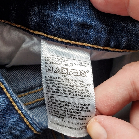 Old Navy shorts - Picture 4 of 4